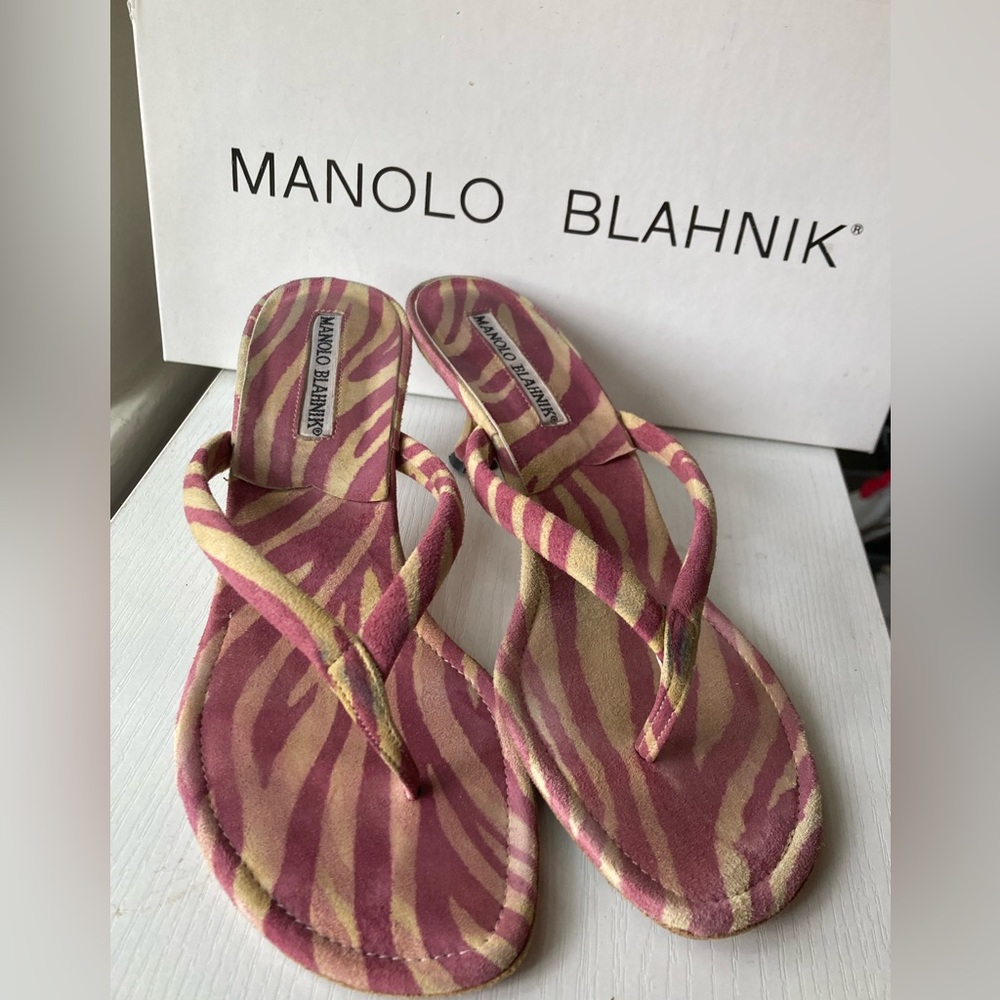 Manolo Blahnik Pink & Cream ‘Paterno’ Suede Heeled Sandals